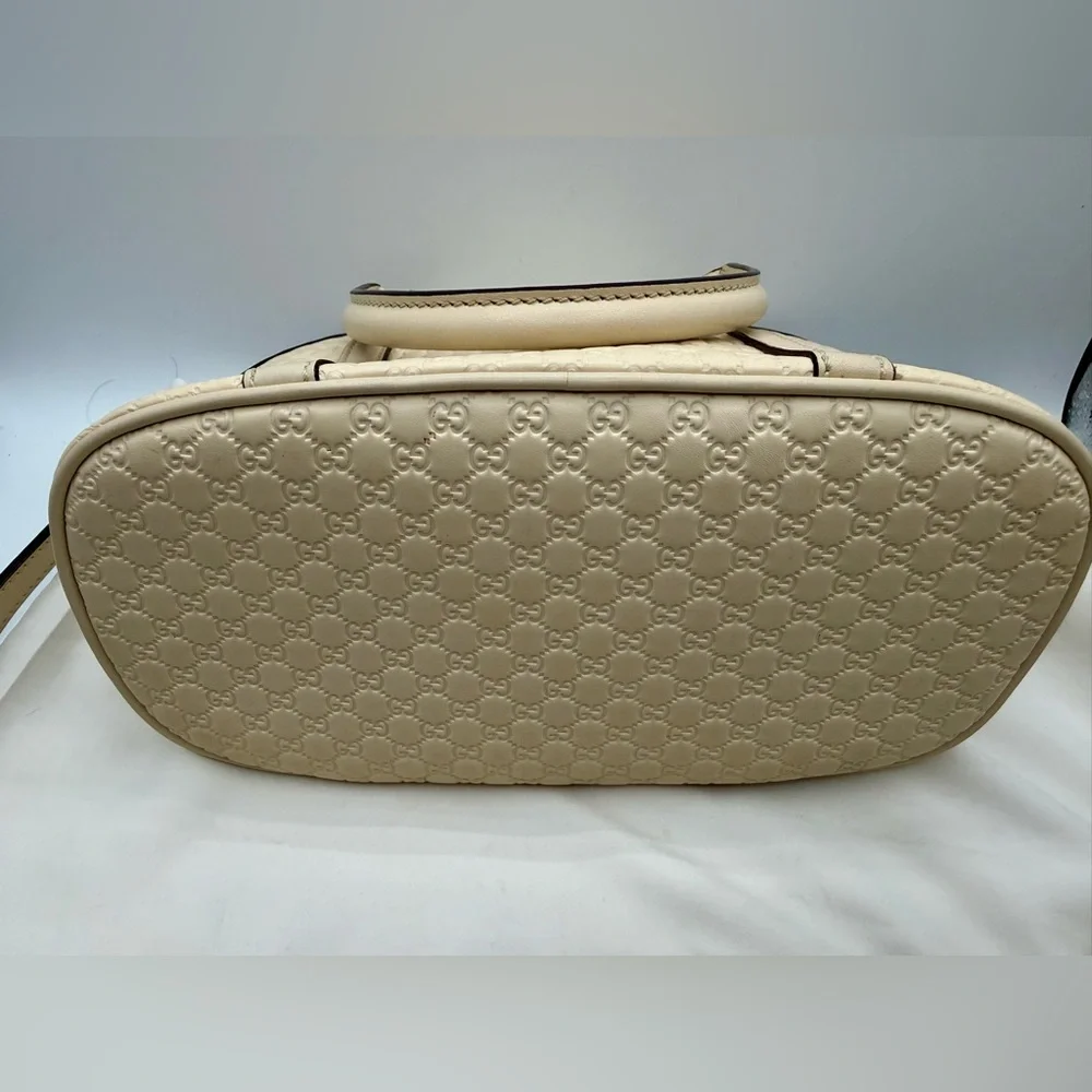 A Condition: Gucci Microguccissima Mini Dome Leather 2 way bag - Beige Ivory